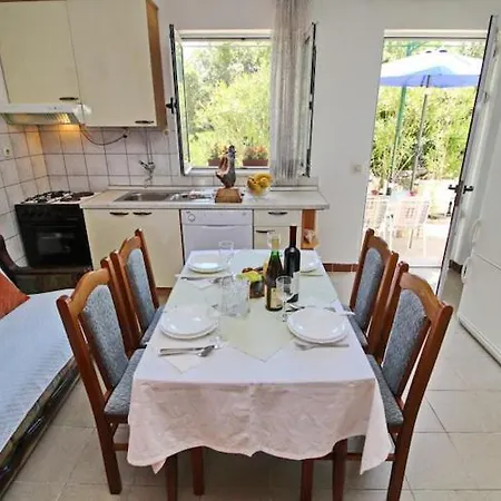 Neven - With Terrace And Partial Sea View A3 Apartamento Drače